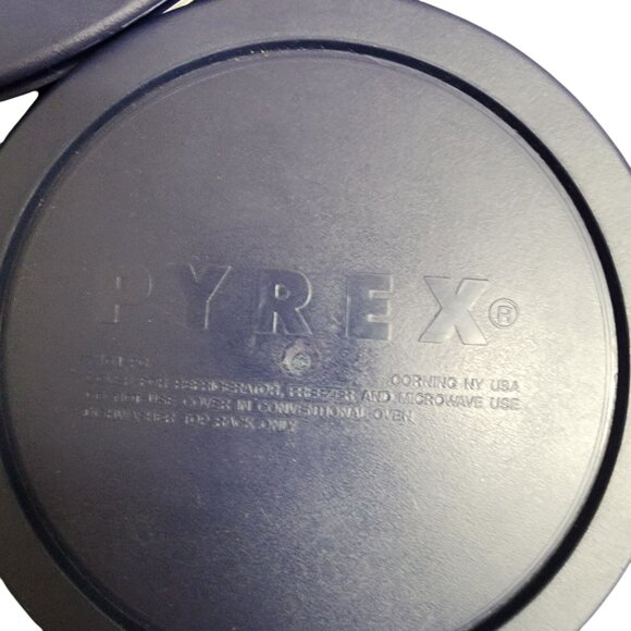 Pyrex Replacement Lids For 7404-PC & 7201-PC Plastic Round Purple Made In USA - Picture 3 of 3